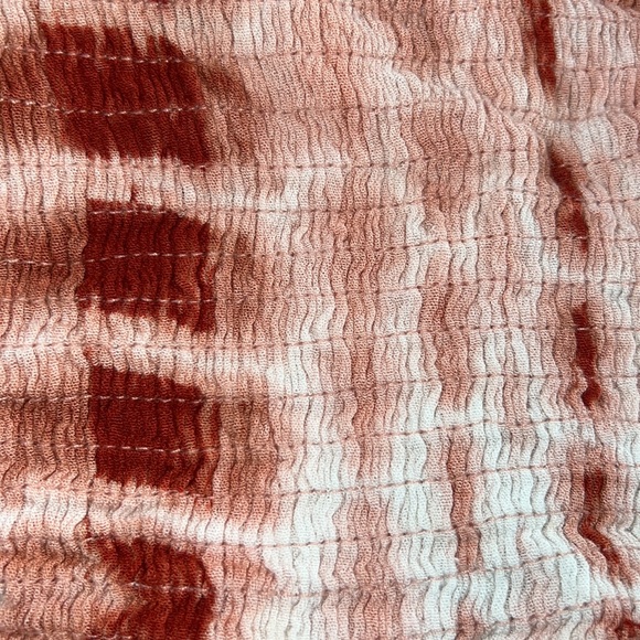 Forever 21 Crop Off Shoulder Top Size S - Picture 2 of 3